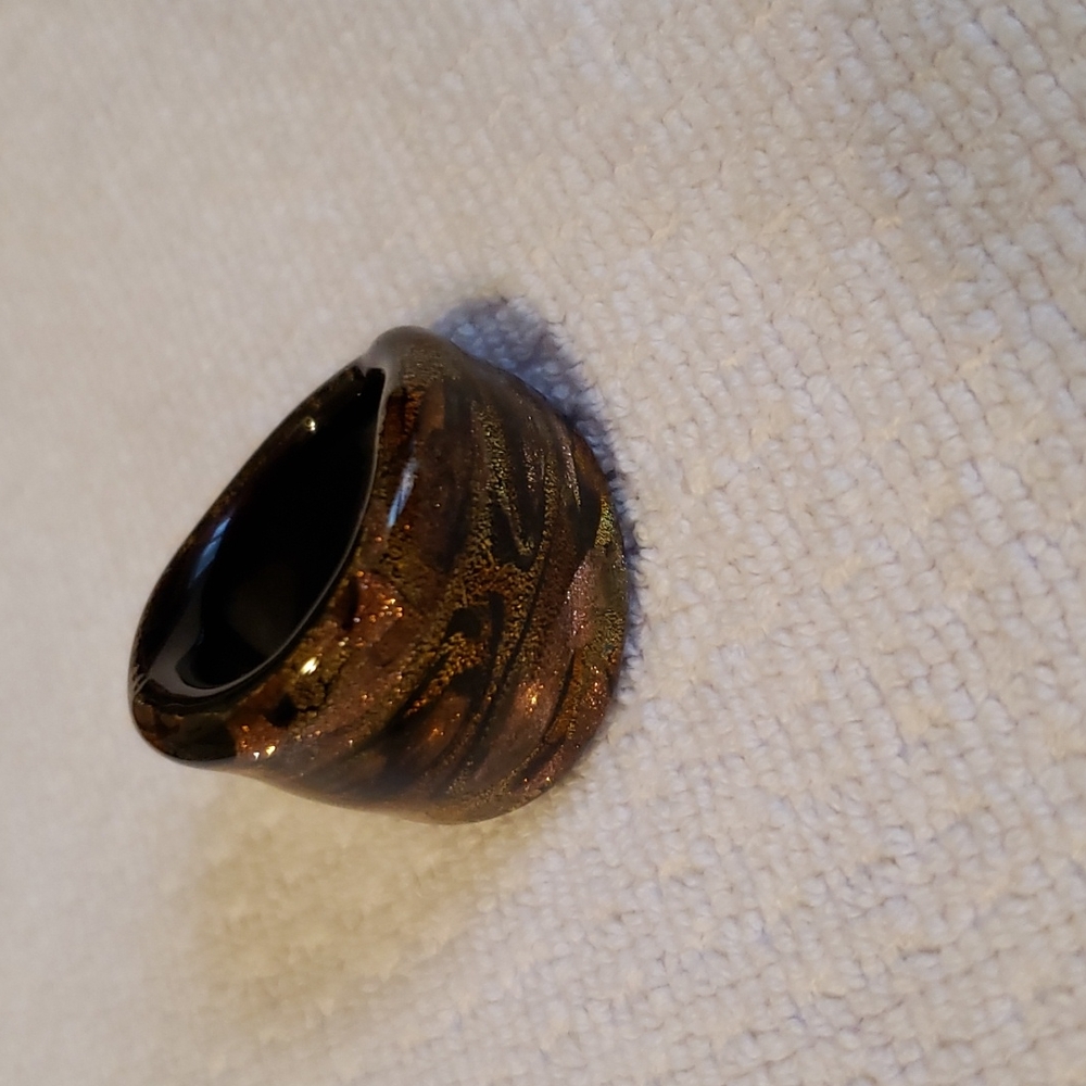 Glass ring size 7 - Picture 7 of 9